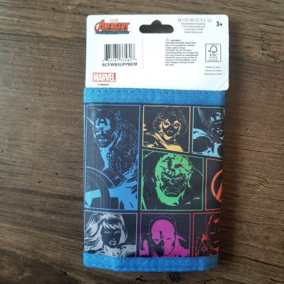 Marvel Avengers Retro Panel Trifold Velcro Wallet - Picture 2 of 5